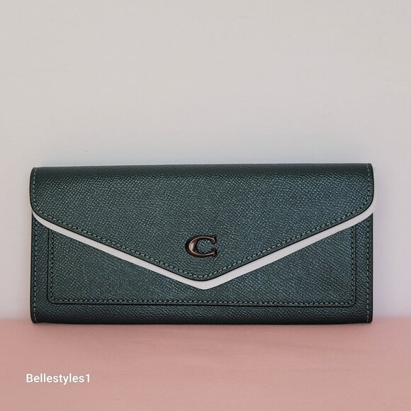 COACH Wyn Envelope Crossgrain Leather Wallet- Forest color ⭐ - Picture 6 of 16